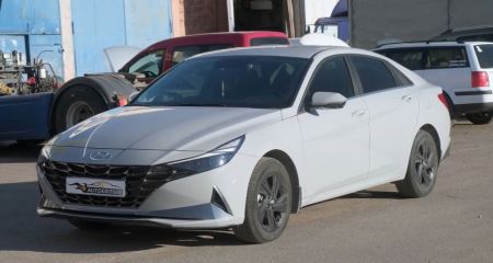 HYUNDAI ELANTRA CN7: встановлення проставок 20 мм | Збільшення кліренсу